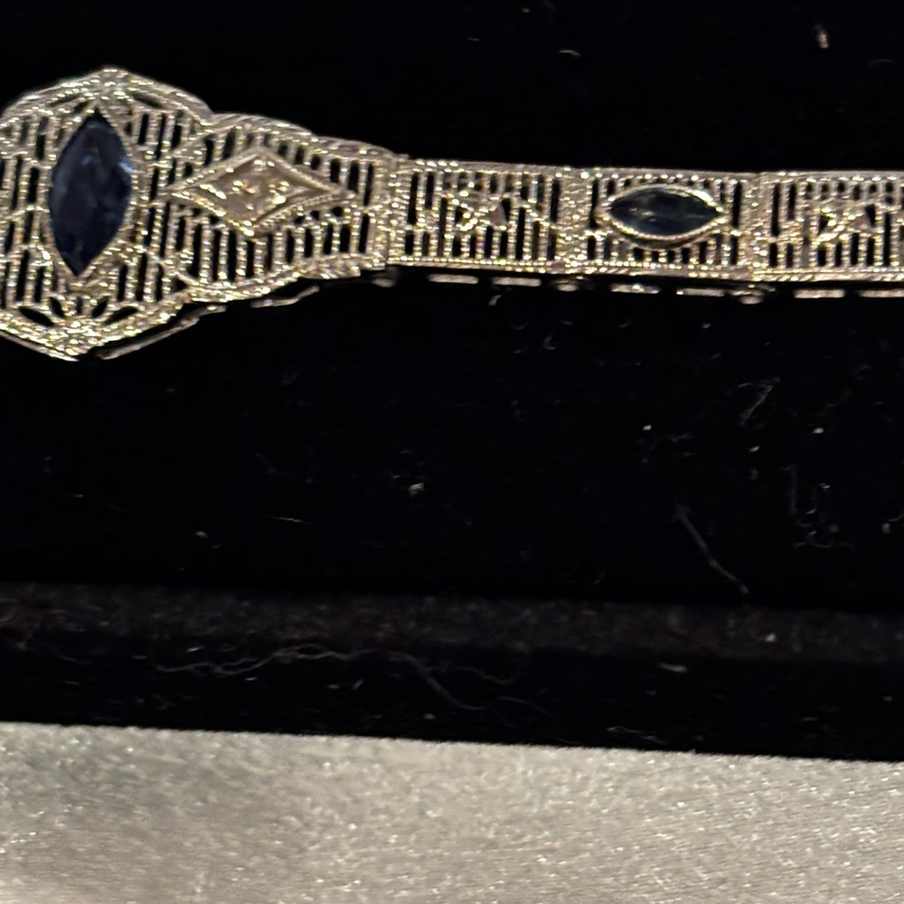 š„Elegant Antique Sapphire & Diamond Bracelet - Picture 5 of 12